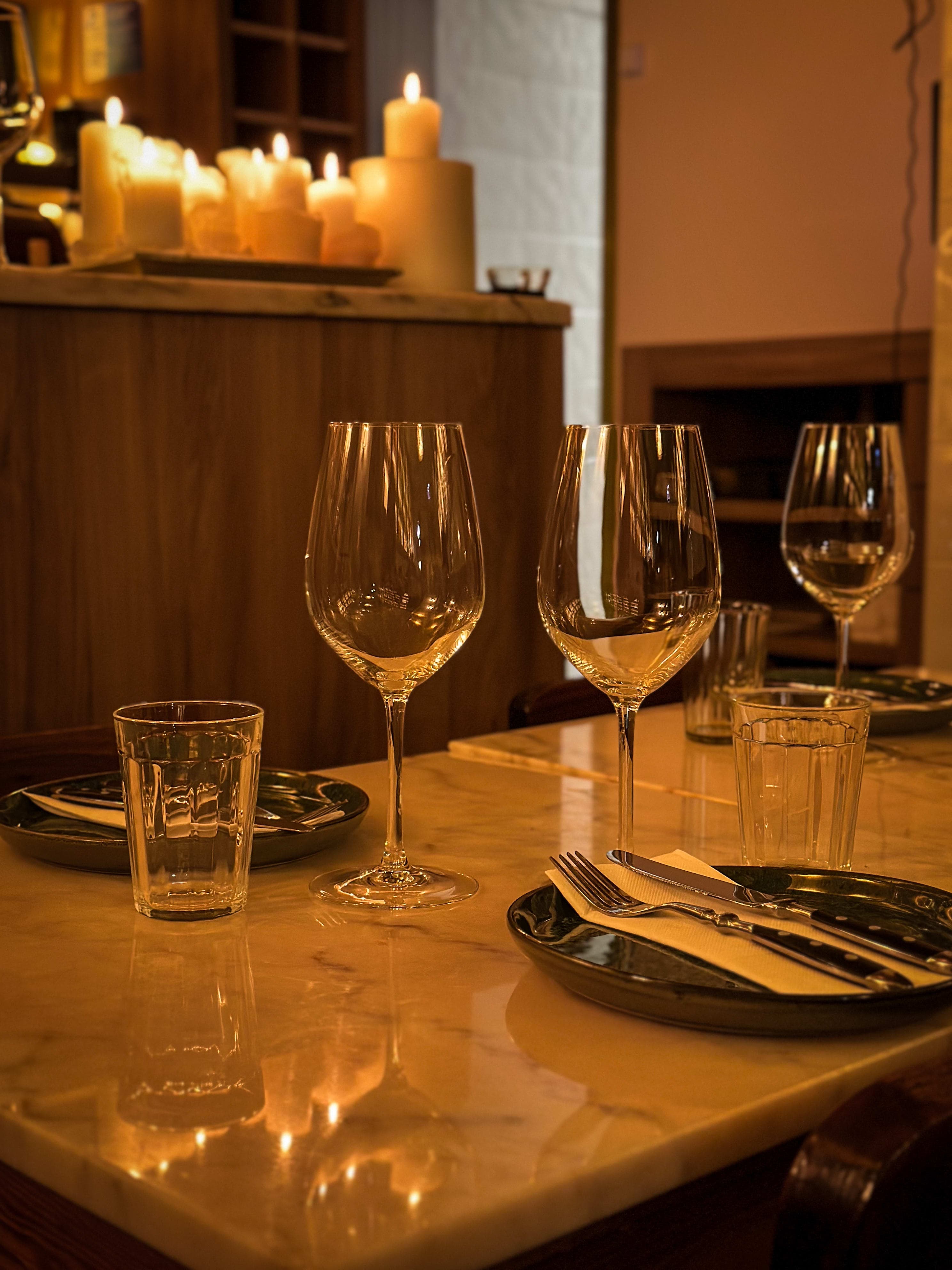Karater Table